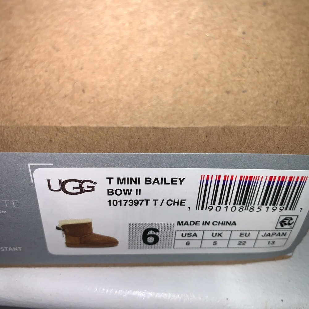 Lightly used UGG Boots with bow